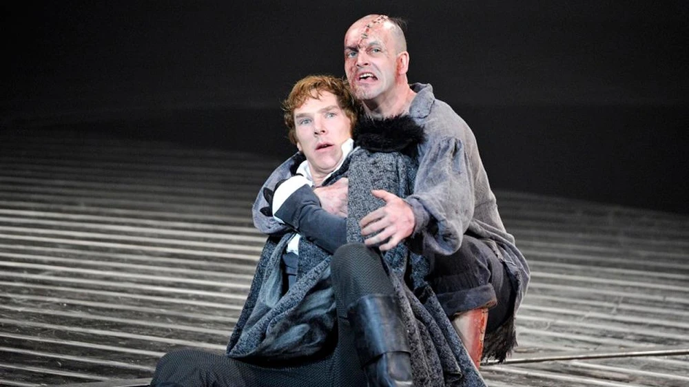 Benedict Cumberbatch trong vở kịch Frankenstein