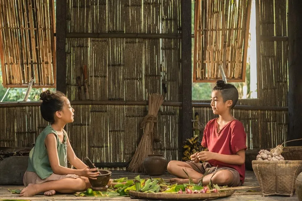 Daeng - Hậu duệ “tình người duyên ma” vừa duyên dáng, lại đầy tình yêu. Daeng - Hậu duệ “tình người duyên ma” vừa duyên dáng, lại đầy tình yêu.