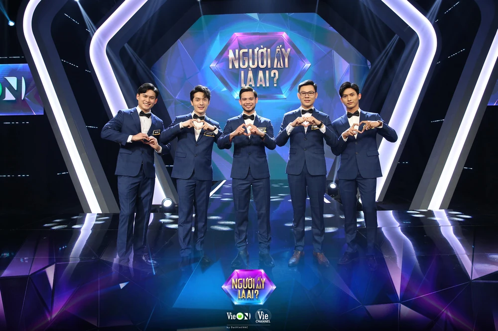 5 chàng trai cực phẩm tại tập 8 'Người ấy là ai 2022'. Ảnh: CTCC