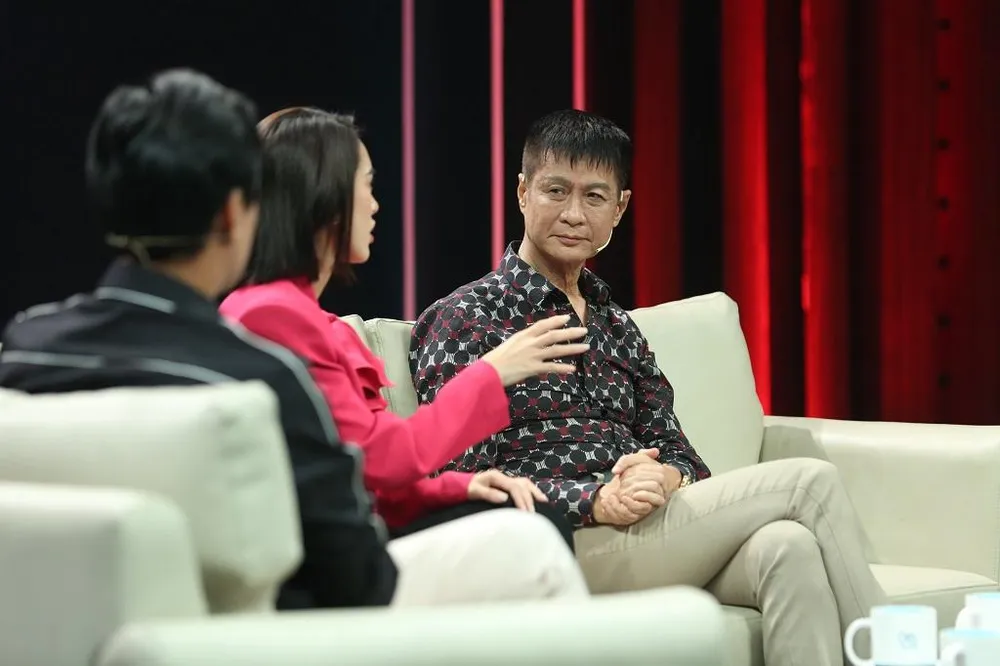 Lê Hoàng, Đức Thịnh ngưỡng mộ trước bản lĩnh của Quỳnh Lương khi sinh con ở tuổi 19.