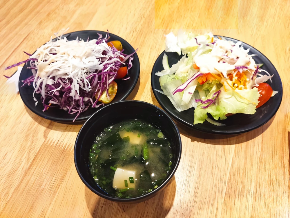 Chế độ ăn uống lành mạnh có thể giúp ngăn ngừa nguy cơ ung thư tuyến tụy. Ảnh: NHẬT LINH