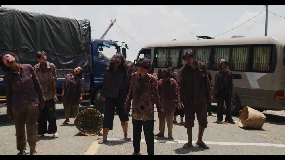 Nghẹt thở vì cuộc chạy trốn khỏi trận đại dịch của 'Cù lao xác sống' Nghẹt thở vì cuộc chạy trốn khỏi trận đại dịch của 'Cù lao xác sống'