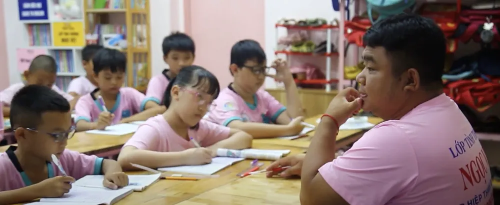 Huỳnh Quang Khải - “Chàng béo” dạy học miễn phí cho trẻ em nghèo suốt 14 năm Huỳnh Quang Khải - “Chàng béo” dạy học miễn phí cho trẻ em nghèo suốt 14 năm