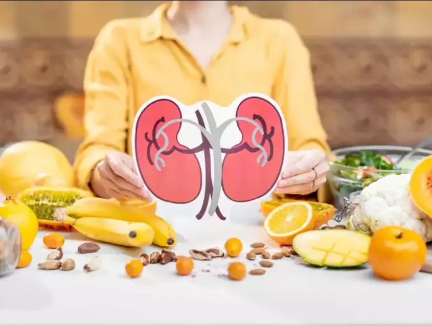 Ăn nhiều trái cây, rau xanh và các loại hạt rất tốt cho thận của chúng ta. Ảnh: shutterstock Ăn nhiều trái cây, rau xanh và các loại hạt rất tốt cho thận của chúng ta. Ảnh: shutterstock