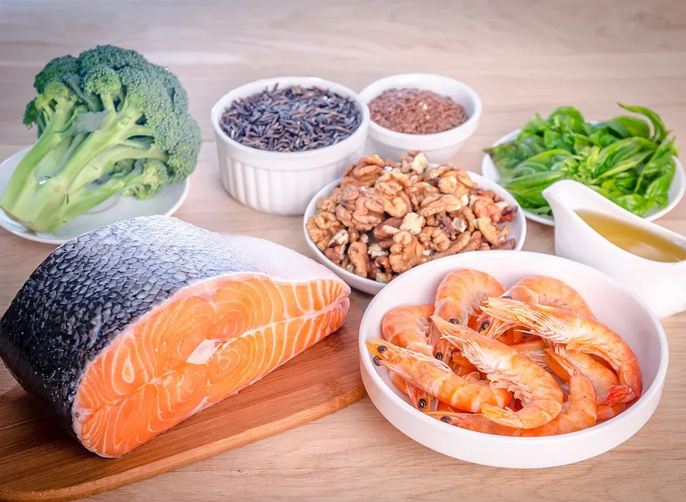 Tiêu thụ thực phẩm giàu omega-3 có thể giúp chống viêm và làm chậm lão hóa. Ảnh:Shutterstock