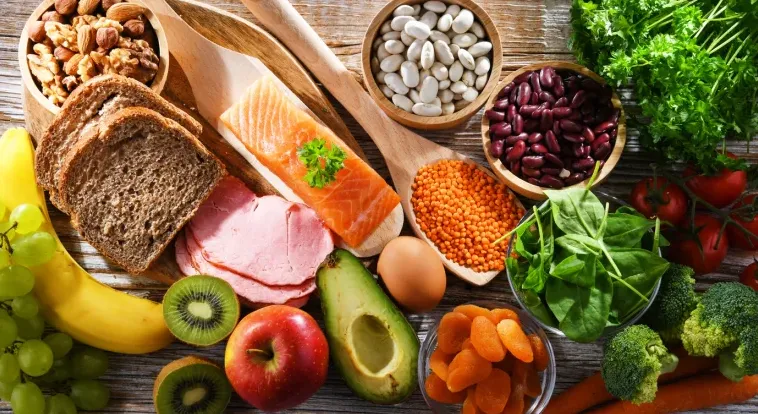 Người Nhật thường tiêu thụ nhiều trái cây và rau quả. Ảnh: Pexels