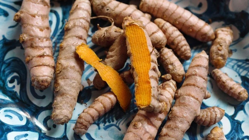 Curcumin có trong nghệ có tác dụng tăng sức đề kháng. Ảnh: Getty Images Curcumin có trong nghệ có tác dụng tăng sức đề kháng