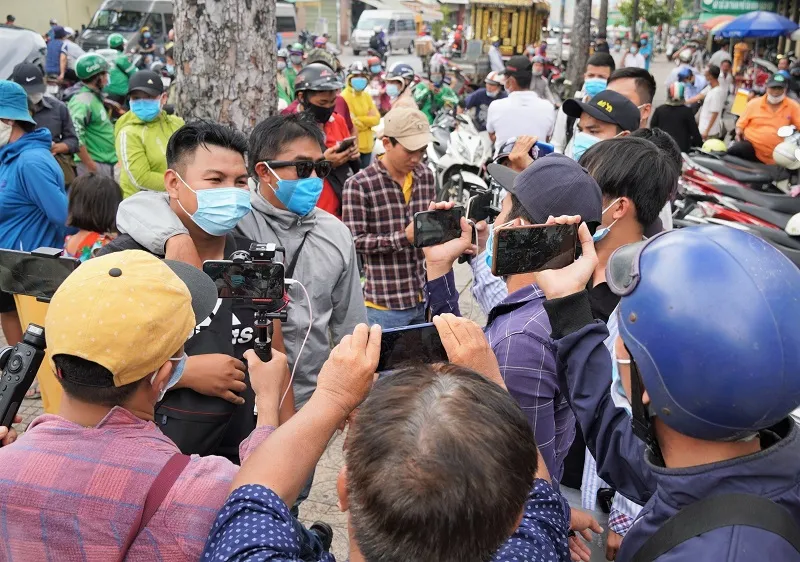 dan-tap-trung-dong-tai-tang-le-chi-tai