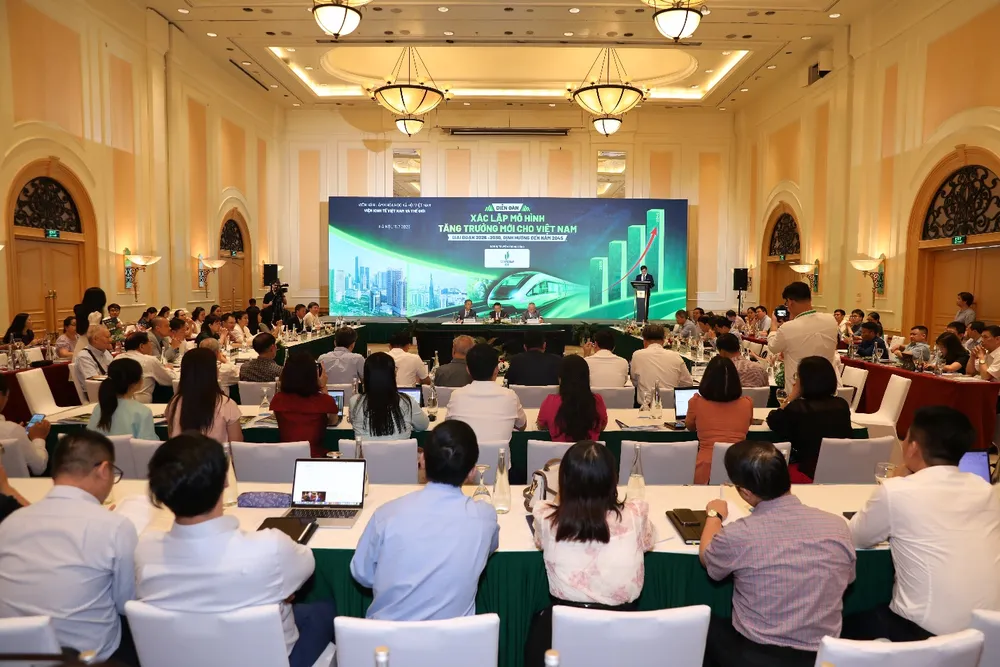 Toàn cảnh Diễn đàn.