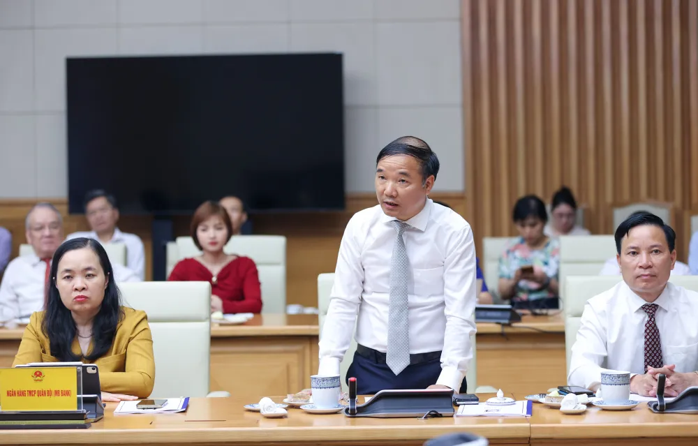 Vấn đề vốn của doanh nghiệp nhỏ và vừa còn khiêm tốn, các doanh nghiệp cần phối hợp, hợp tác với ngân hàng để nâng vốn. Ảnh: plo.vn