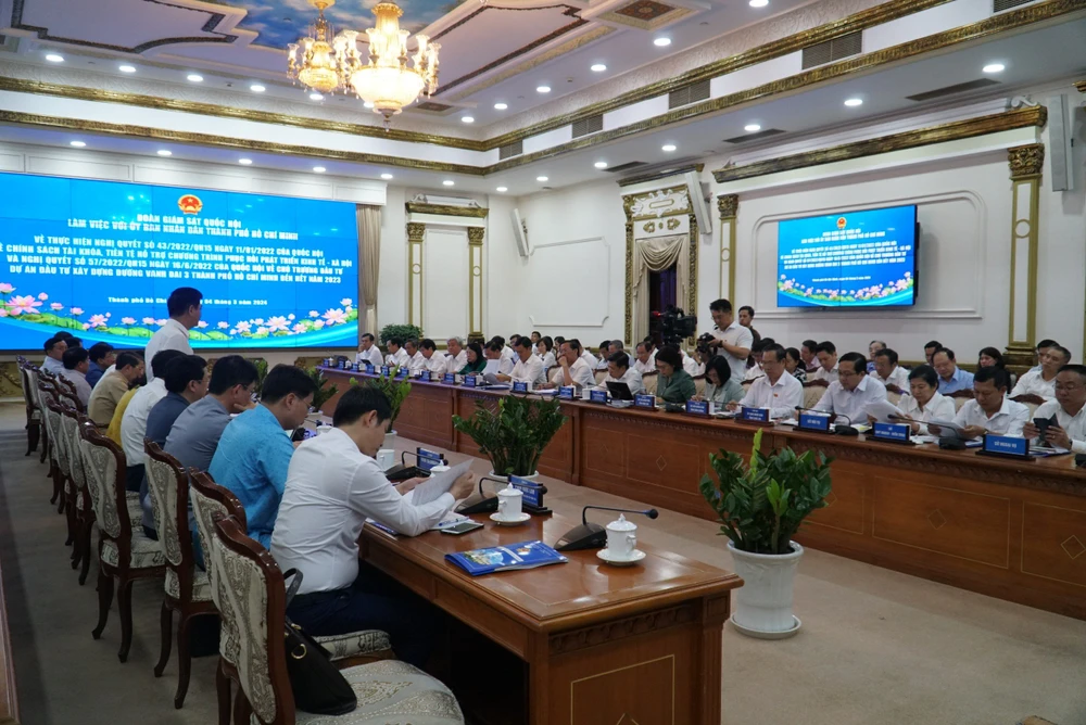 Toàn cảnh buổi làm việc. Ảnh: BẢO PHƯƠNG tang-doanh-nghiep-viet-trong-chuoi-cung-ung-toan-cau-3.jpg