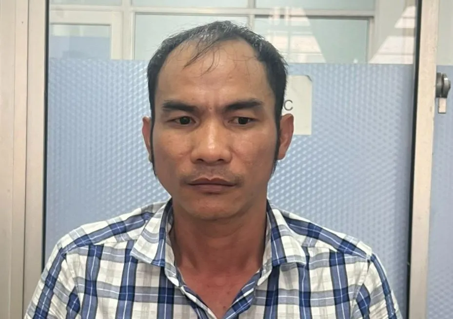 Bắt cô gái vừa bán vừa sử dụng ma túy tại phòng trọ