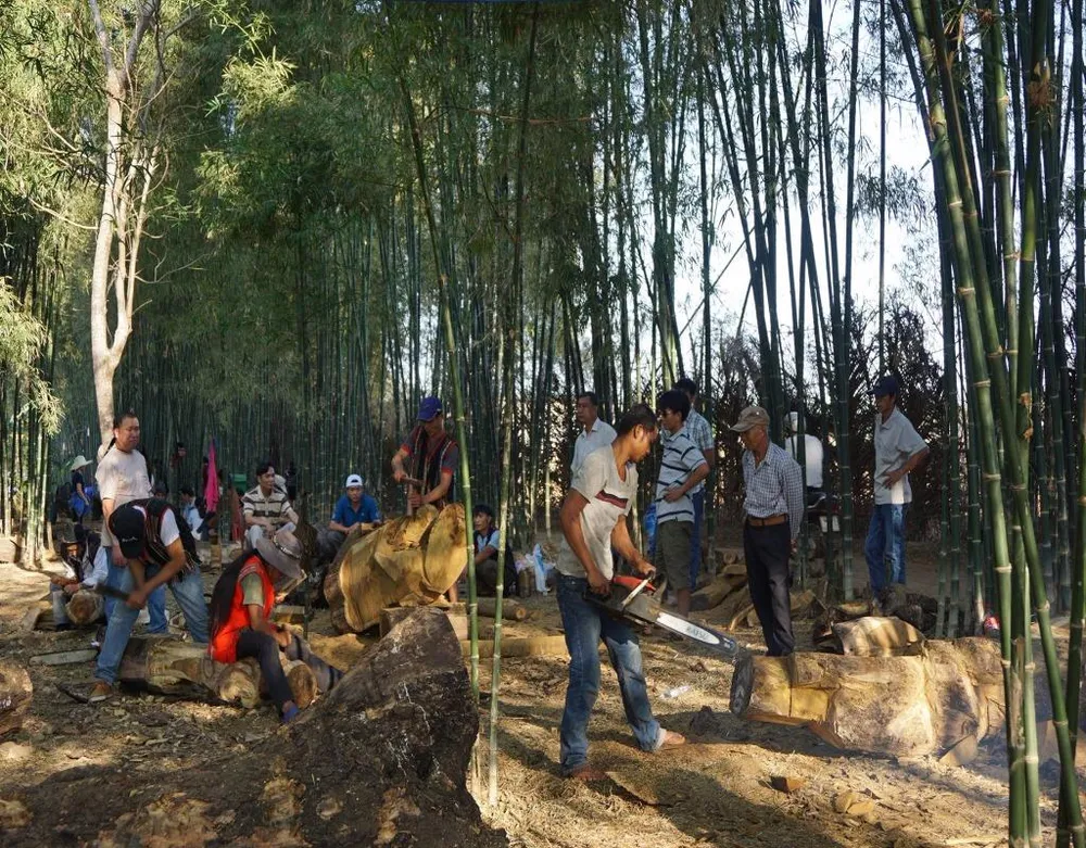 Có tới 5 tỉnh tham gia hội thi“ Tạc tượng gỗ các dân tộc Tây Nguyên”.