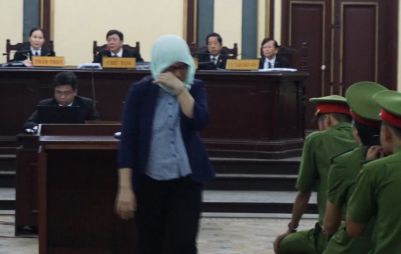 Thư ký của bà Hứa Thị Phấn khai bị điều tra viên mớm cung ảnh 1