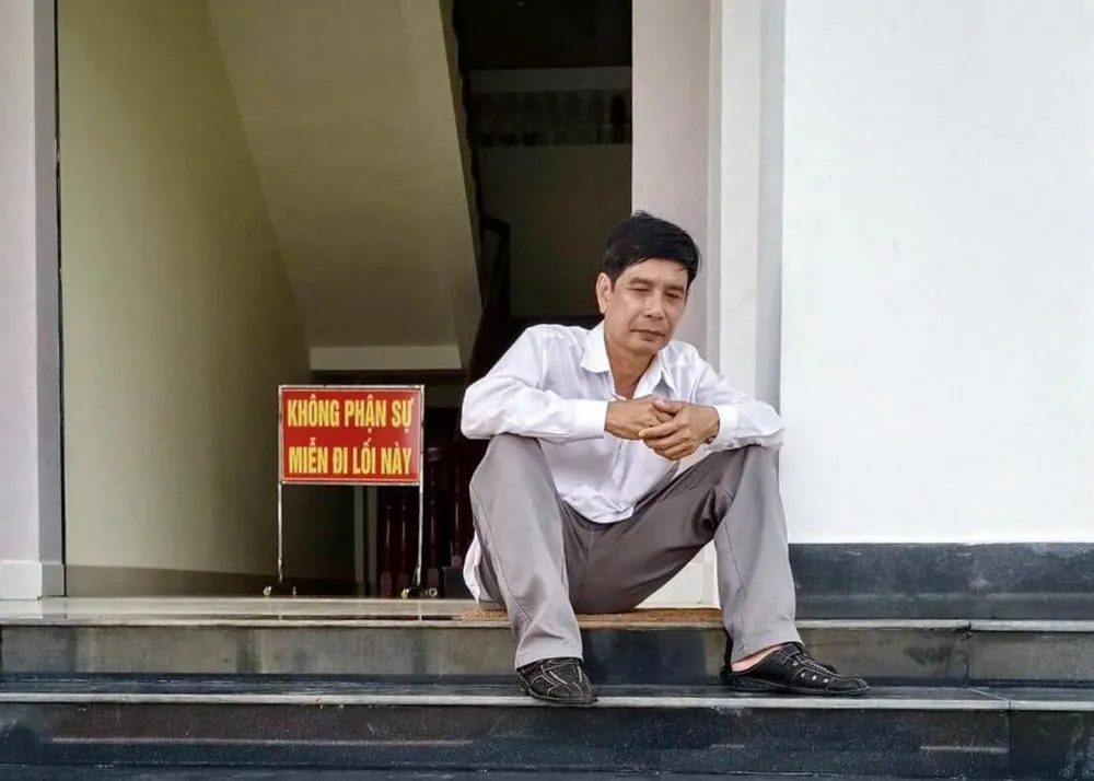 TAND Cấp cao kháng nghị vụ án liên quan đến người tự tử ở tòa ảnh 1