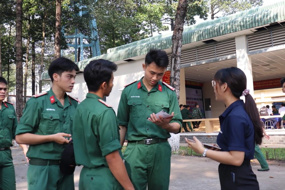 Bộ đội sắp xuất ngũ