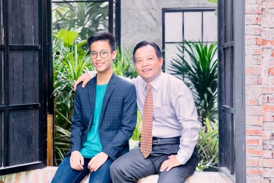 Những nén tâm hương trước giờ tưởng niệm ảnh 5