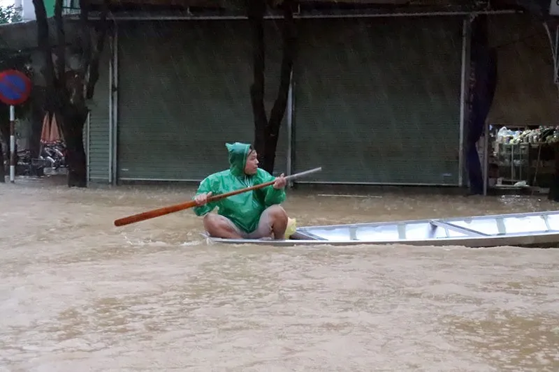 Rồi sẽ lại có nhiều hình thức từ thiện minh bạch hướng đến bà con vùng bão lũ ảnh 2 Rồi sẽ lại có nhiều hình thức từ thiện minh bạch hướng đến bà con vùng bão lũ ảnh 2