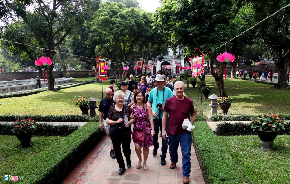 12 dieu khach Tay ri tai nhau truoc khi toi Viet Nam hinh anh 5