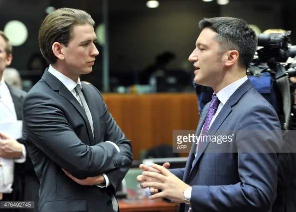 Vẻ đẹp 'hút hồn' của ngoại trưởng trẻ nhất châu Âu ảnh 2