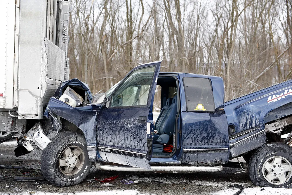 Mỹ: 64 xe đâm liên hoàn trên cao tốc, 73 người thương vong ảnh 5 Mỹ: 64 xe đâm liên hoàn trên cao tốc, 73 người thương vong ảnh 5