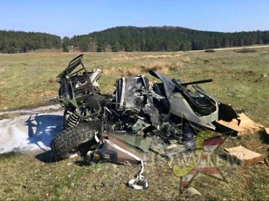 Diễn tập của Mỹ gặp sự cố, xe bọc thép ‘rụng như sung’ ảnh 1