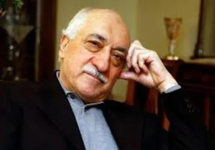 Giáo sĩ Fethullah Gulen