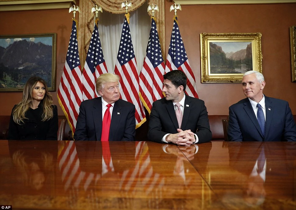 Trump gặp Obama trong Nhà Trắng