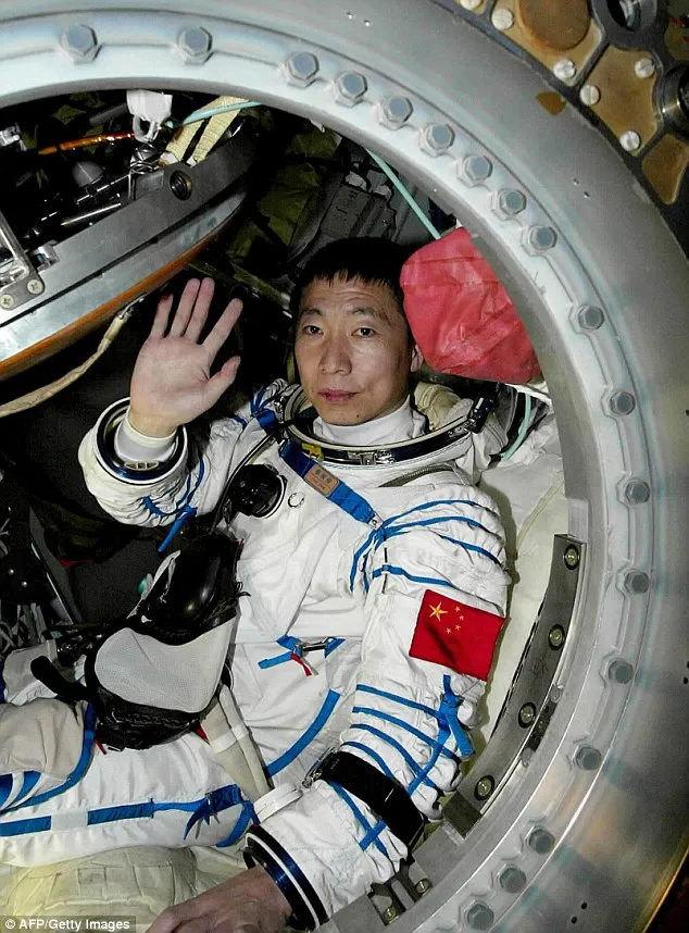Phi hành gia Trung Quốc Yang Liwei