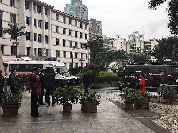 quan chức bắn bí thư trung quốc