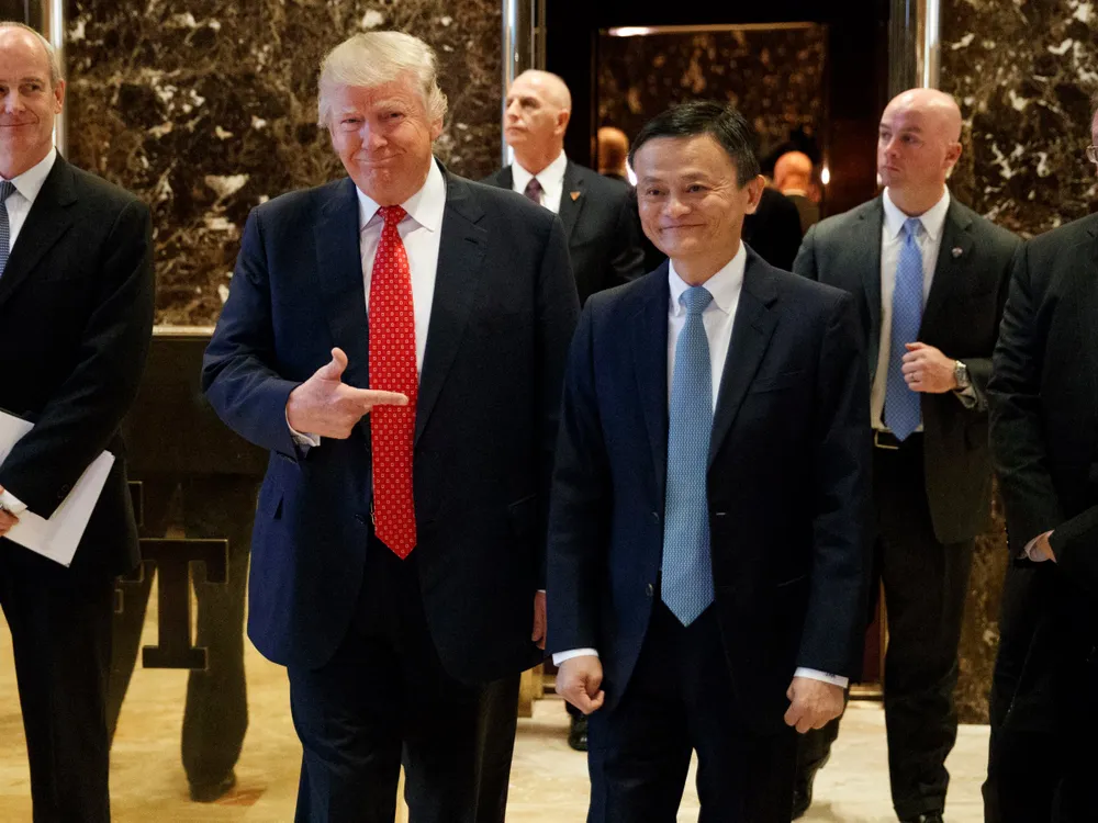 Ông Trump và Jack Ma trong cuộc gặp tại Tháp Trump 