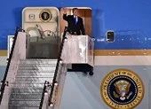 Ông Trump đã đến Singapore chuẩn bị cho cuộc gặp ông Kim