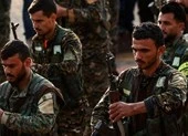 Mỹ điều 250 xe chở đầy vũ khí tiến vào miền Bắc Syria ảnh 2 Chỉ huy Mỹ xấu hổ, xin lỗi người Kurd vụ Mỹ rút khỏi Syria