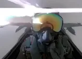 Tiêm kích F/A-18 bị sét đánh, phi công hoảng sợ