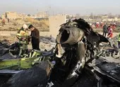 Iran: Máy bay Ukraine đã bốc cháy trước khi rơi ở Tehran