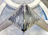 Quân đội Nga sắp có 3 vũ khí độc đáo trong năm 2022 ảnh 4 Video: Nga lần đầu trình làng UAV 'thợ săn' S-70 phiên bản siêu tàng hình