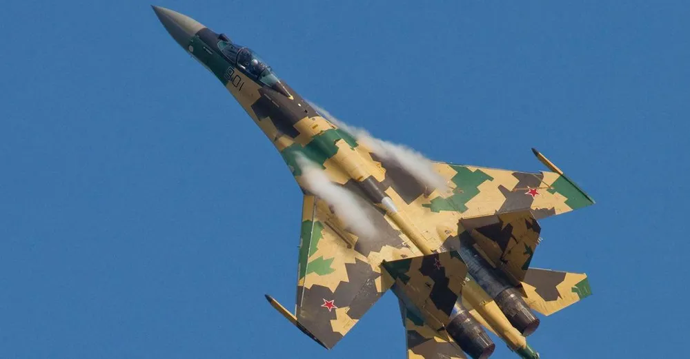 Tiêm kích Su-35 của Nga tại Triển lãm Hàng không vũ trụ quốc tế MAKS 2011. Ảnh: Dmitry Avdeev/Wikimedia/CC BY-SA 3.0 Tiêm kích Su-35 của Nga tại Triển lãm Hàng không vũ trụ quốc tế MAKS 2011. Ảnh: Dmitry Avdeev/Wikimedia/CC BY-SA 3.0