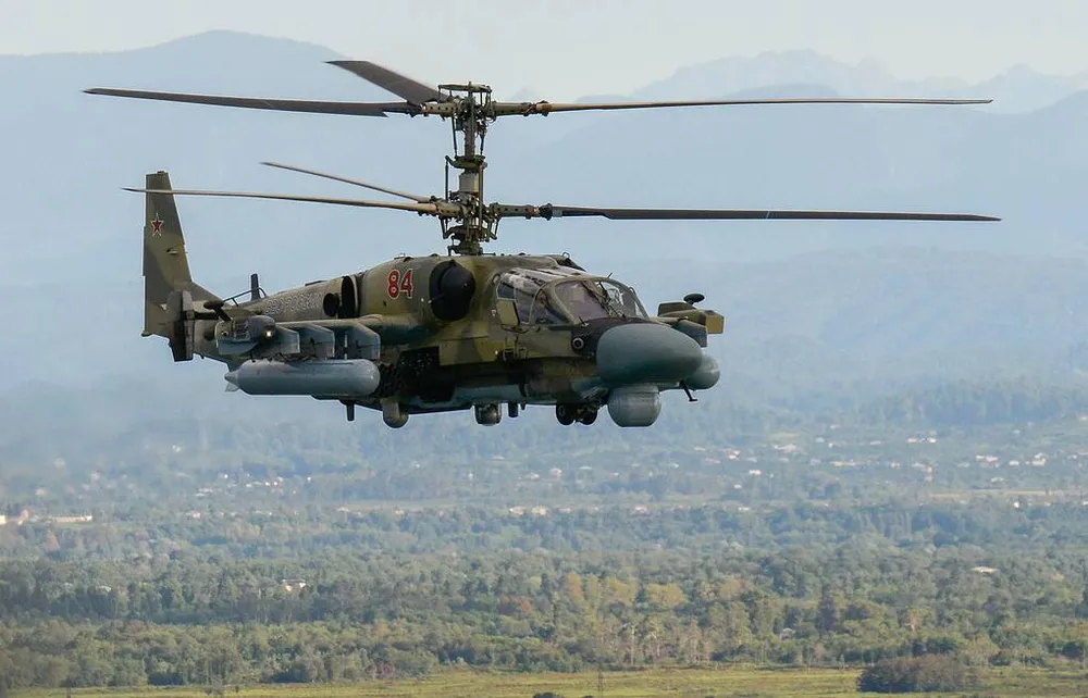 Trực thăng tấn công “Cá sấu” Ka-52M. Ảnh: Artur Lebedev/TASS ka-52-helicopter.jpg