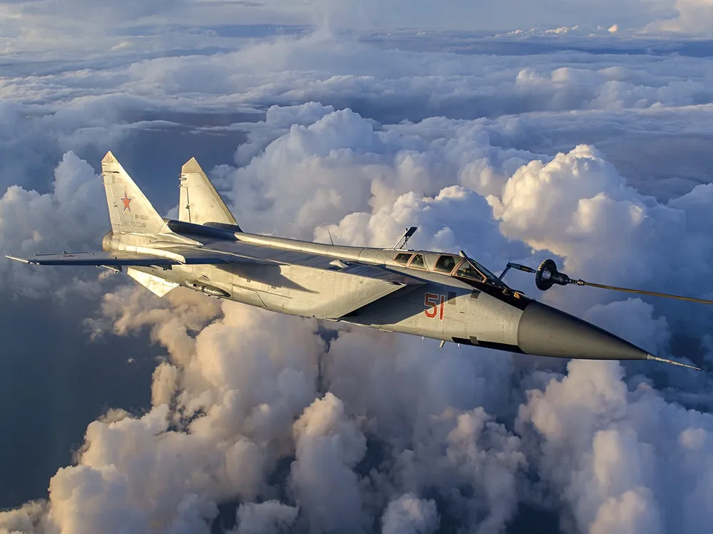 Máy bay đánh chặn MiG-31 BM của Nga. Ảnh: Rostec MiG-31-BM.jpg