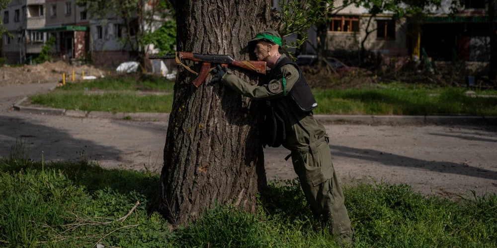 Binh sĩ giả tại tỉnh Kharkiv (Ukraine). Ảnh: The EurAsian Times decoy.jpg