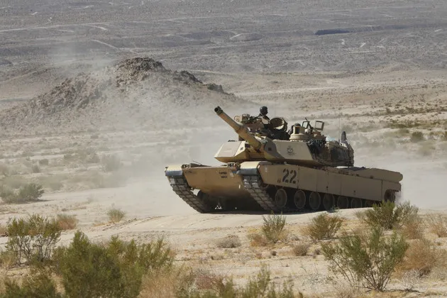 Xe tăng M1A2 Abrams của Mỹ. Ảnh: U.S. Army photo by Sgt. Nathan Franco, Operations Group, National Training Center Mỹ đã gửi 31 xe tăng M1A2 Abrams cho Ukraine