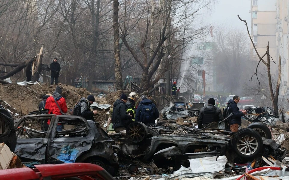 Ukraine tuyên bố bắn hạ 10/10 tên lửa siêu thanh Kinzhal, Nga nói gì?