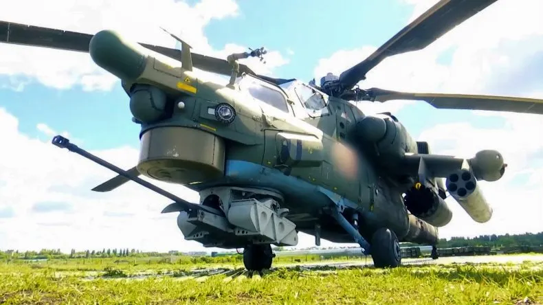 Trực thăng tấn công Ka-52 trong chiến dịch quân sự đặc biệt của Nga vào tháng 5-2022. Ảnh: Bộ Quốc phòng Nga Nga tăng cường sử dụng tên lửa chống tăng Vikhr khi châu Âu hứa cấp thêm 14 xe tăng Leopard cho Ukraine