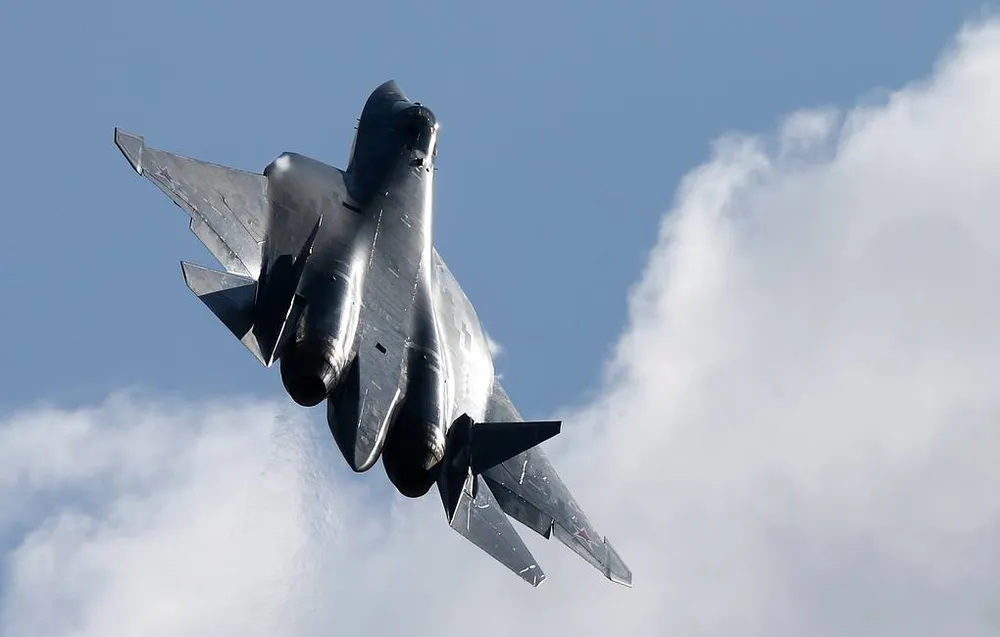 Tiêm kích tàng hình thế hệ thứ 5 Su-57 của Nga. Ảnh: Marina Lystseva/TASS Vì hệ thống S-400, Ấn Độ khó xử: Chọn Su-57 của Nga hay F-35 của Mỹ?