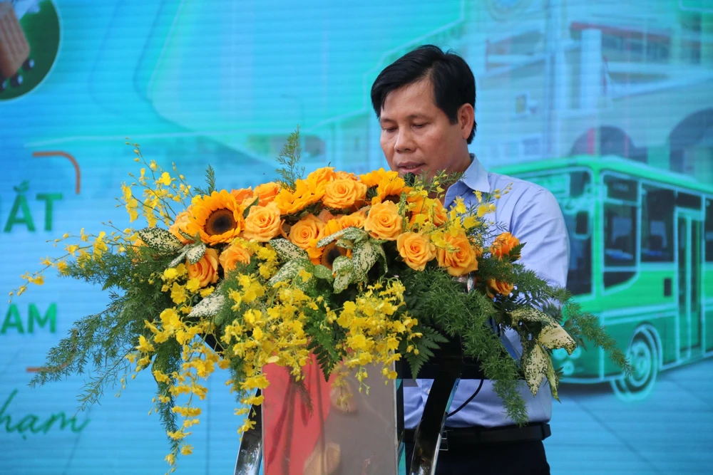 Ông Phan Công Bằng - Phó Giám đốc Sở GTVT TP. Ảnh: NN xe-buyt-9.jpg
