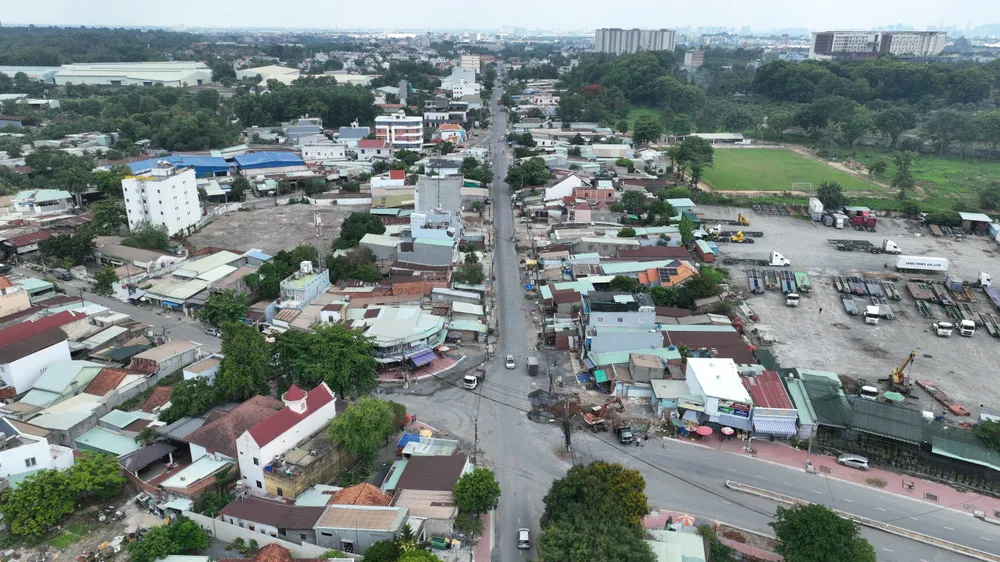 Còn hơn 20 mặt bằng chưa bàn giao. duong-hoang-huu-nam-17.jpg