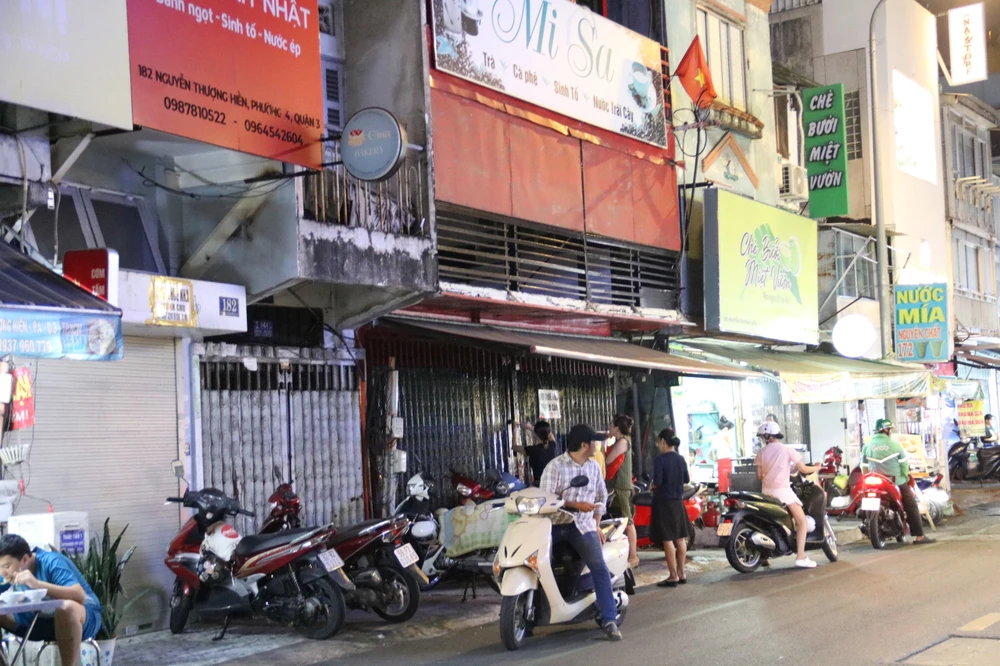 Hàng loạt mặt bằng bỏ trống. pho-chuyen-doanh-am-thuc-3.jpg