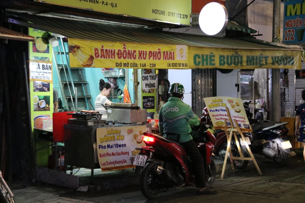 Nhiều cửa hàng chủ yếu bán qua các app. pho-chuyen-doanh-am-thuc-4.jpg