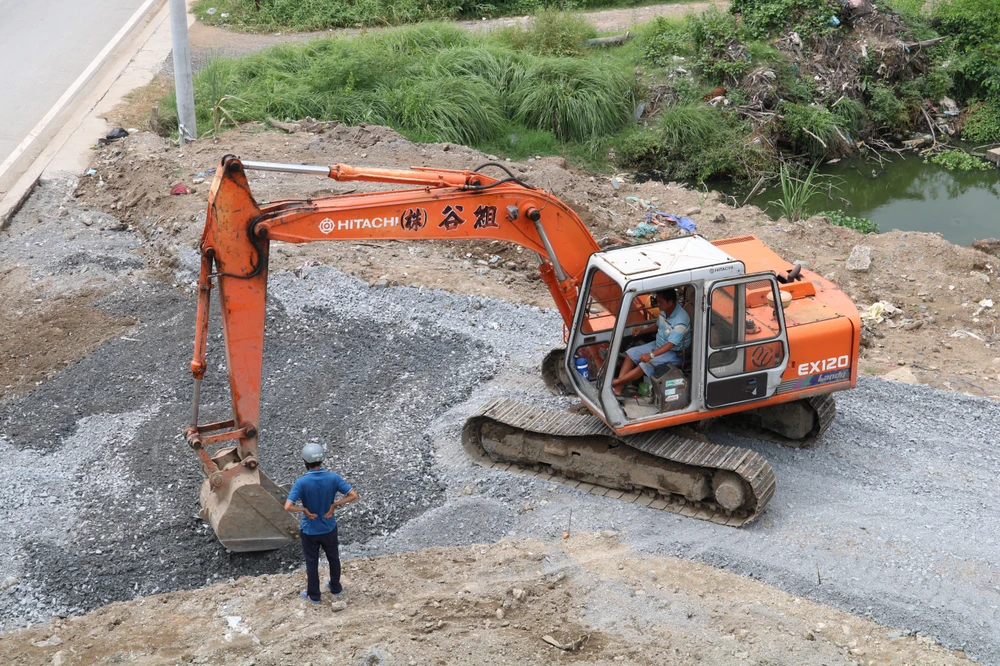 Thi công sôi động phía huyện Nhà Bè. cau-rach-cay-kho-10.jpg