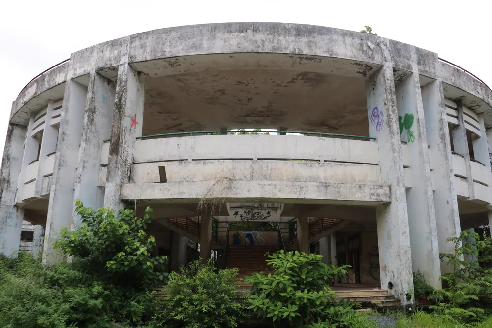 Trường học được thiết kế đồ sộ, quy mô 6.600 m2. trường tiểu học trần văn kiểu